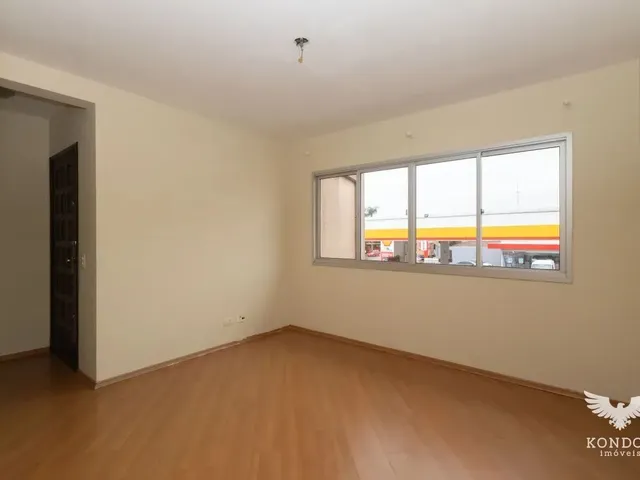 Apartamento 3 quartos e 2 banheiros, para alugar, no bairro Santa Felicidade em Curitiba