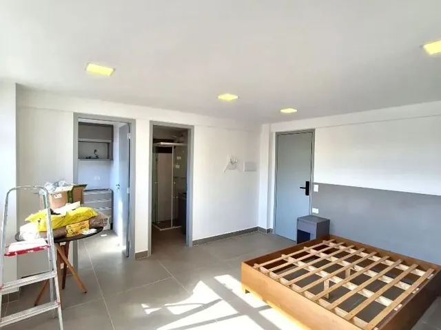 Apartamento 1 quarto e 1 banheiro, para alugar, no bairro Centro Cívico em Curitiba
