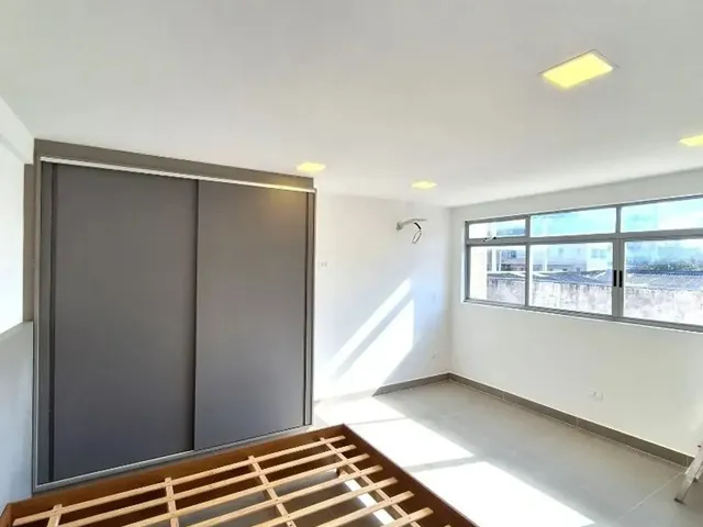 Apartamento 1 quarto e 1 banheiro, para alugar, no bairro Centro Cívico em Curitiba