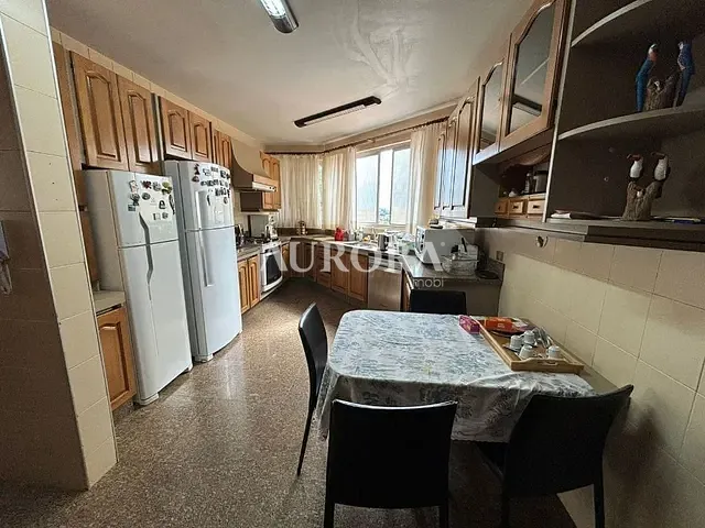 Apartamento com 467m² 4 quartos e 5 banheiros, à venda, no bairro Centro em Londrina