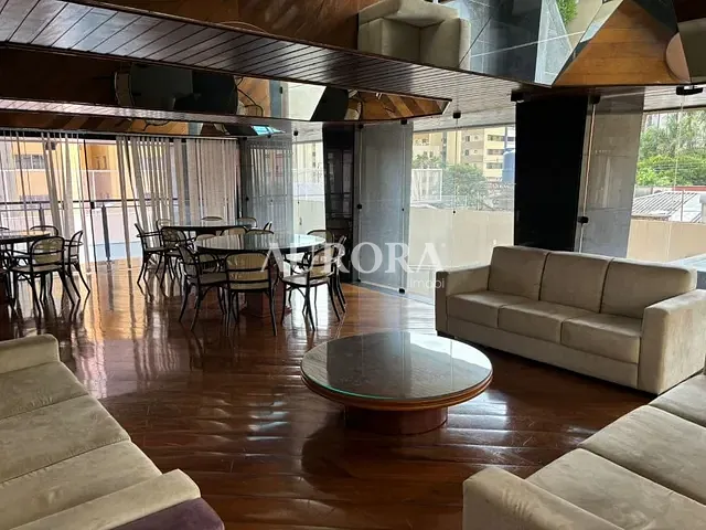 Apartamento com 467m² 4 quartos e 5 banheiros, à venda, no bairro Centro em Londrina