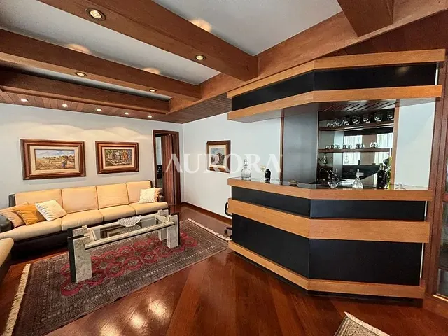 Apartamento com 467m² 4 quartos e 5 banheiros, à venda, no bairro Centro em Londrina