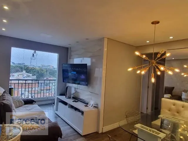 Apartamento 3 quartos e 1 banheiro, à venda ou para alugar, no bairro Vila Talarico em São Paulo