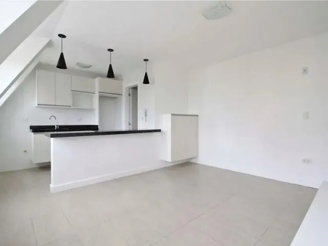 Apartamento 2 quartos e 2 banheiros, para alugar, no bairro Ecoville em Curitiba