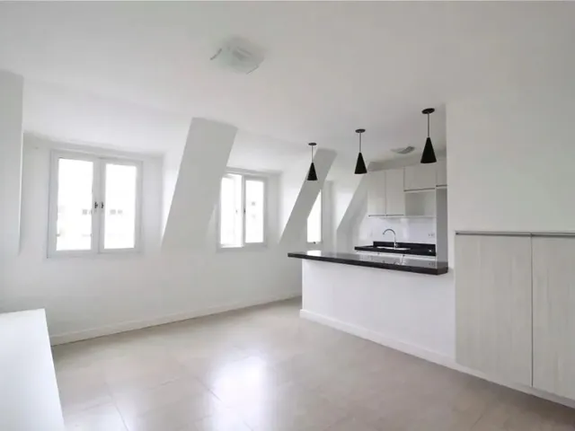 Apartamento 2 quartos e 2 banheiros, para alugar, no bairro Ecoville em Curitiba