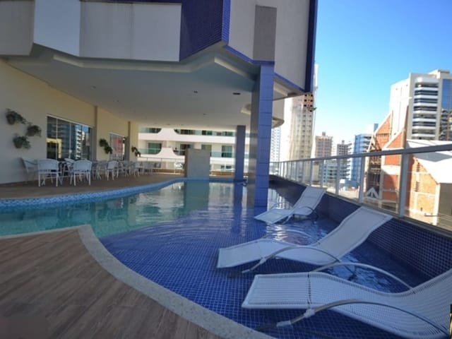 Apartamento 3 quartos e 3 banheiros, à venda, no bairro Meia Praia em Itapema