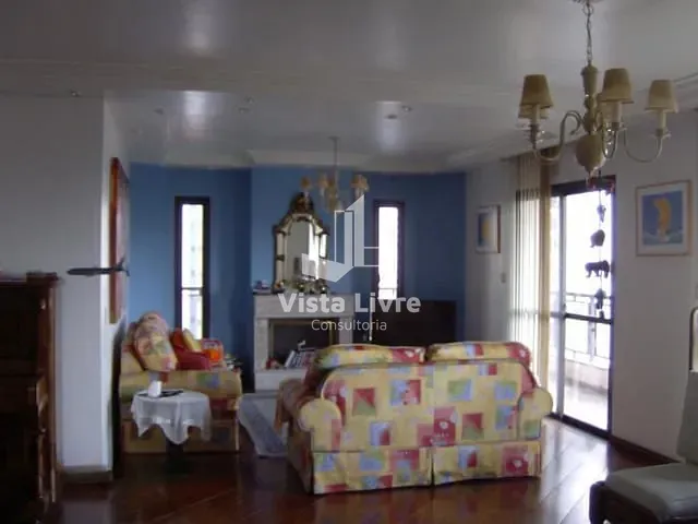 Apartamento com 250m² 4 quartos e 5 banheiros, à venda, no bairro Brooklin Paulista em São Paulo