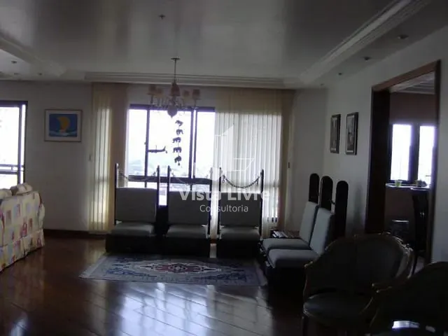 Apartamento com 250m² 4 quartos e 5 banheiros, à venda, no bairro Brooklin Paulista em São Paulo