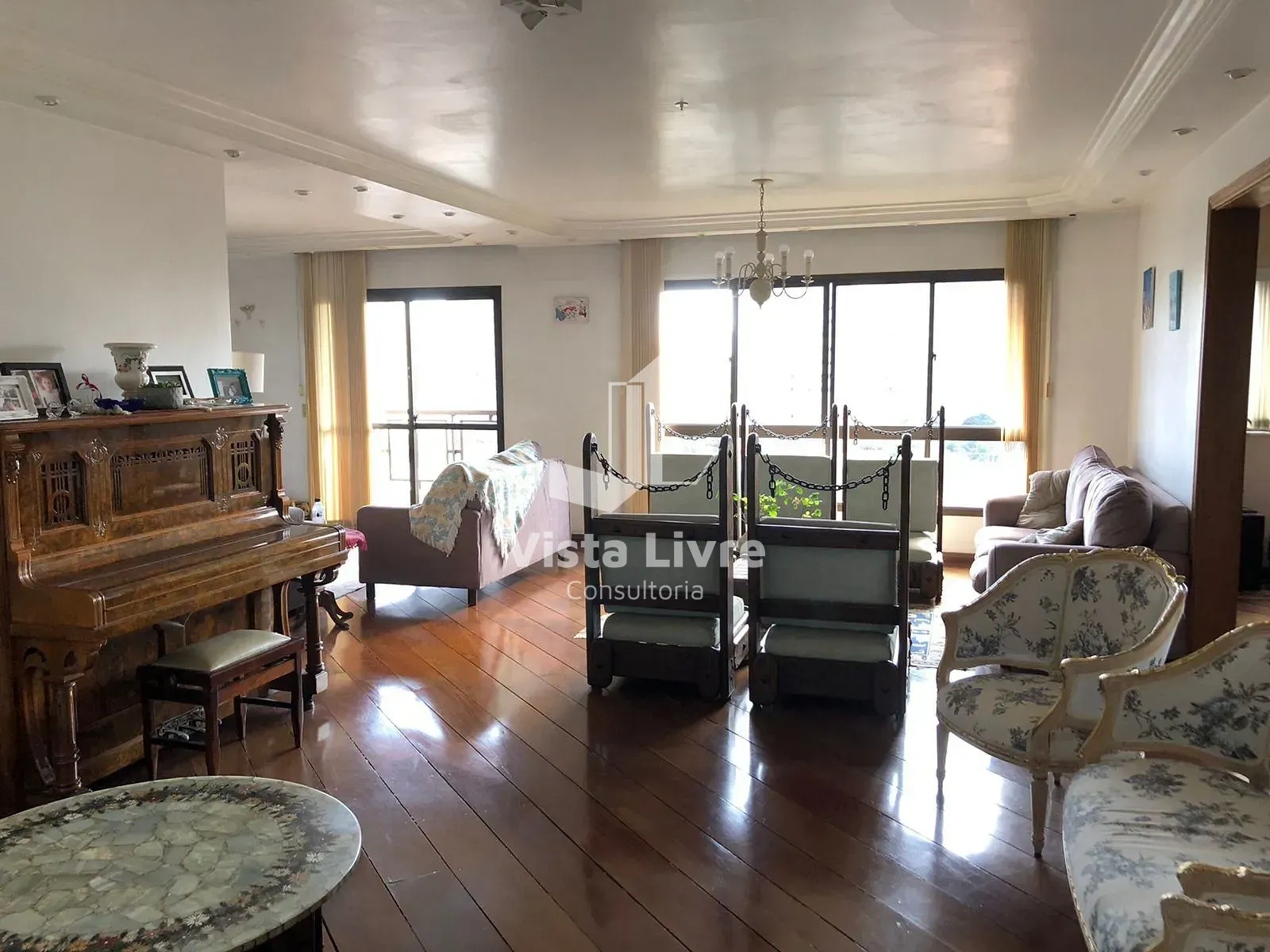 Apartamento, 4 quartos, 250 m² - Foto 1