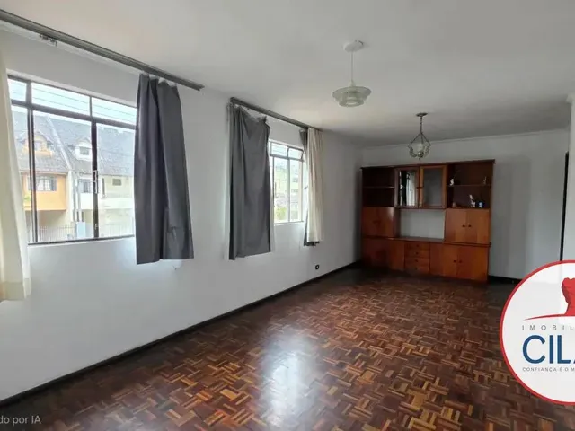 Apartamento 3 quartos e 3 banheiros, à venda, no bairro Capão Raso em Curitiba
