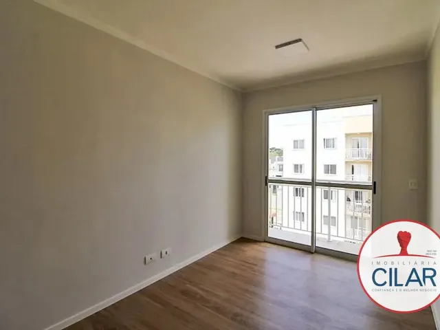 Apartamento 2 quartos e 1 banheiro, para alugar, no bairro Bacacheri em Curitiba