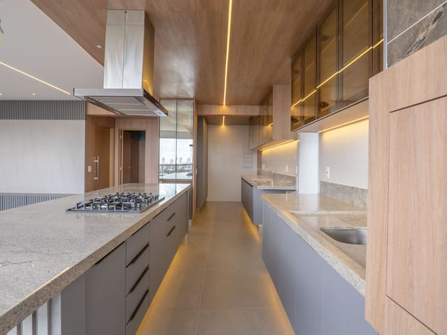 Apartamento Alto Padrão Novo no Park Lozandes | 153 m² Privativos | 3 Suítes | Totalmente Climatizado - Foto