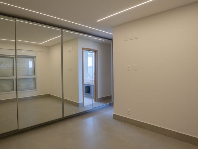 Apartamento Alto Padrão Novo no Park Lozandes | 153 m² Privativos | 3 Suítes | Totalmente Climatizado - Foto