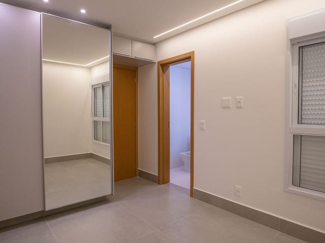 Apartamento Alto Padrão Novo no Park Lozandes | 153 m² Privativos | 3 Suítes | Totalmente Climatizado - Foto