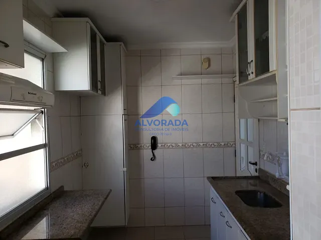 Apartamento 2 quartos e 1 banheiro, à venda, no bairro Vila Tesouro em São José dos Campos