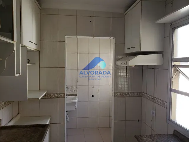 Apartamento 2 quartos e 1 banheiro, à venda, no bairro Vila Tesouro em São José dos Campos