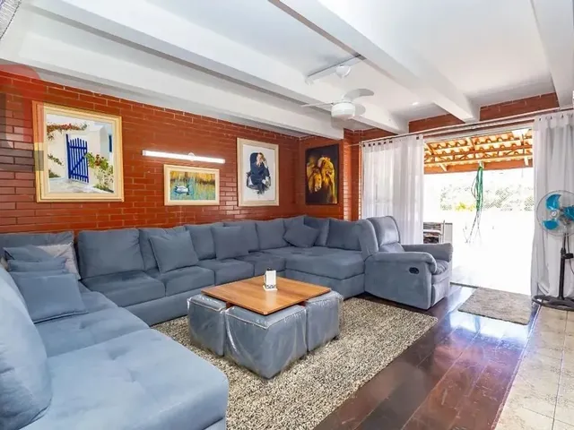 Apartamento 4 quartos e 5 banheiros, à venda, no bairro Alto da Rua XV em Curitiba