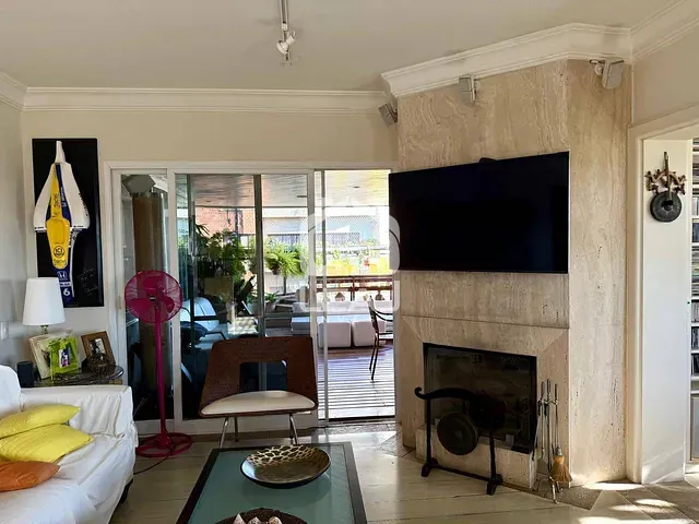 Apartamento com 300m² 4 quartos e 6 banheiros, à venda, no bairro Jardim Vitória Régia em São Paulo
