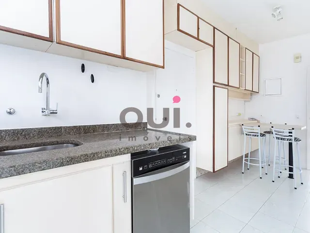 Apartamento com 250m² 3 quartos e 2 banheiros, à venda, no bairro Jardim Paulista em São Paulo