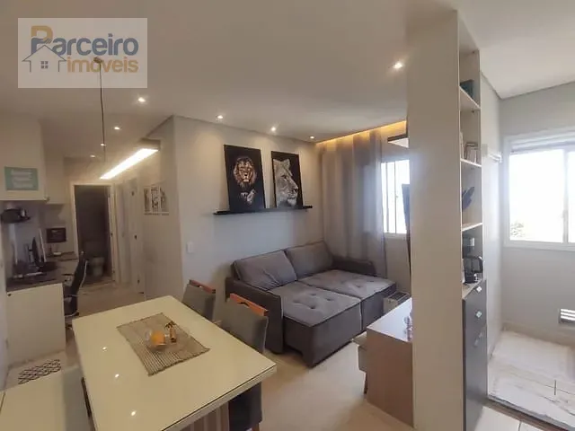 Apartamento 2 quartos e 1 banheiro, à venda, no bairro Tanquinho em Ferraz de Vasconcelos