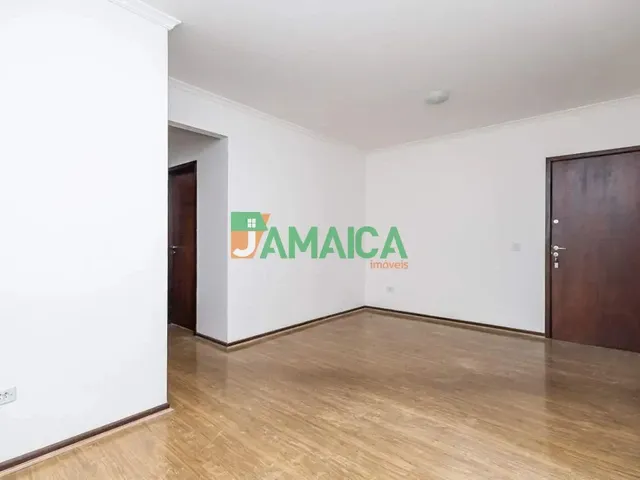 Apartamento com 55m² 2 quartos e 1 banheiro, para alugar, no bairro AHU em Curitiba