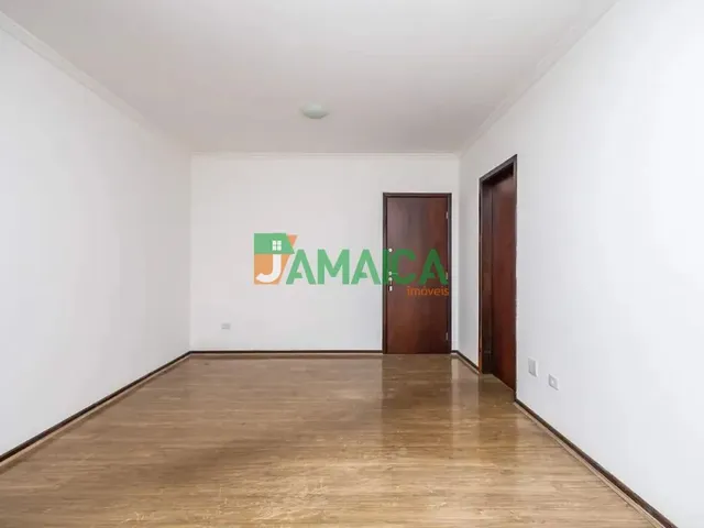 Apartamento com 55m² 2 quartos e 1 banheiro, para alugar, no bairro AHU em Curitiba