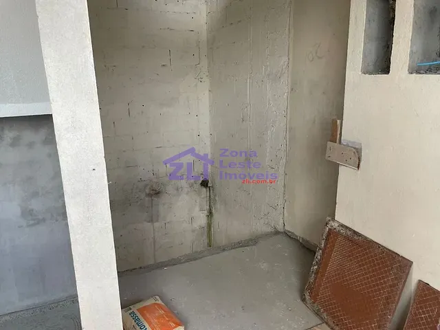 Apartamento com 45m² 2 quartos e 1 banheiro, à venda, no bairro Parque Maria Luiza em São Paulo