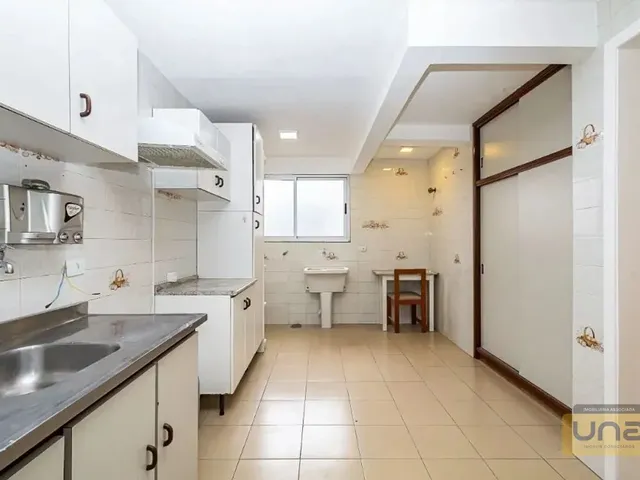 Apartamento 3 quartos e 2 banheiros, à venda, no bairro Portão em Curitiba