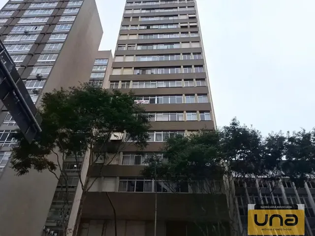 Apartamento 2 quartos e 1 banheiro, à venda, no bairro CENTRO em Curitiba