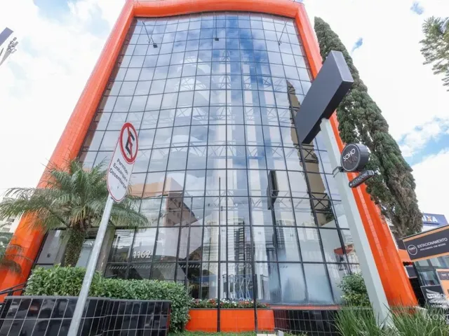 Apartamento 1 quarto e 2 banheiros, à venda, no bairro Batel em Curitiba