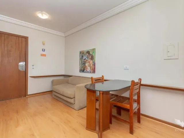 Apartamento 1 quarto e 2 banheiros, à venda, no bairro Batel em Curitiba