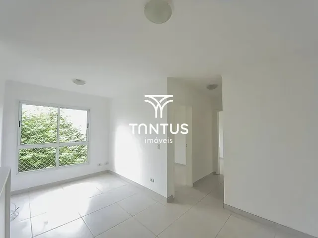Apartamento 2 quartos e 1 banheiro, para alugar, no bairro Cidade Industrial em Curitiba