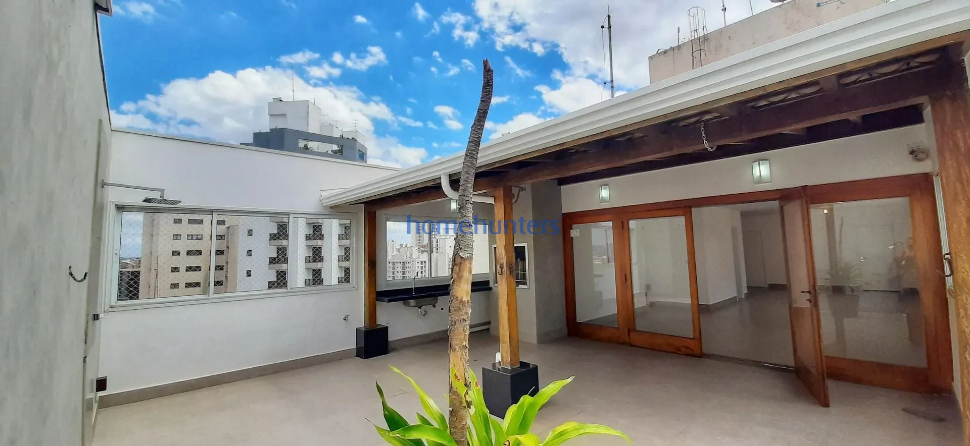Cobertura, 3 quartos, 248 m² - Foto 2