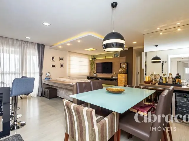 Apartamento 2 quartos e 2 banheiros, à venda, no bairro Portão em Curitiba