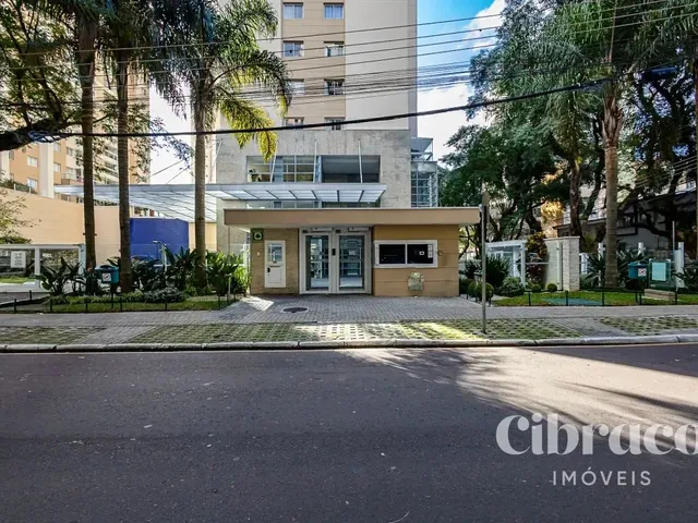 Apartamento 2 quartos e 2 banheiros, à venda, no bairro Portão em Curitiba