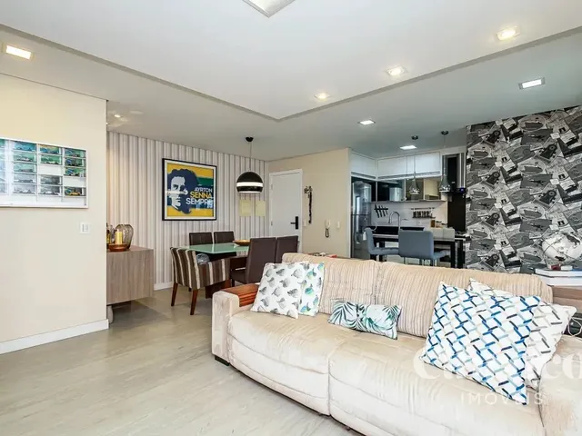 Apartamento 2 quartos e 2 banheiros, à venda, no bairro Portão em Curitiba