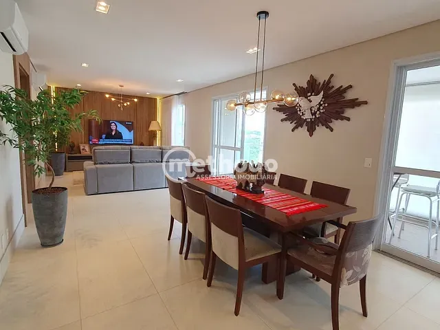 Apartamento com 187m² 3 quartos e 5 banheiros, à venda, no bairro Vila Santo Antonio em Valinhos