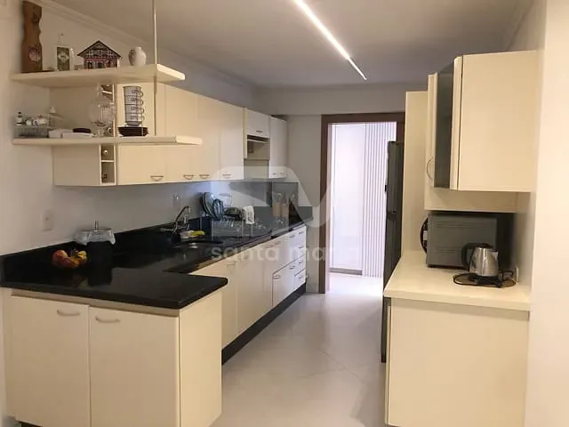 Apartamento com 128m² 3 quartos e 2 banheiros, à venda, no bairro Centro em Chapecó