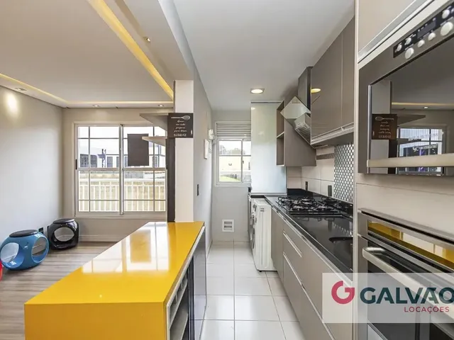 Apartamento 2 quartos e 1 banheiro, para alugar, no bairro Campo Comprido em Curitiba