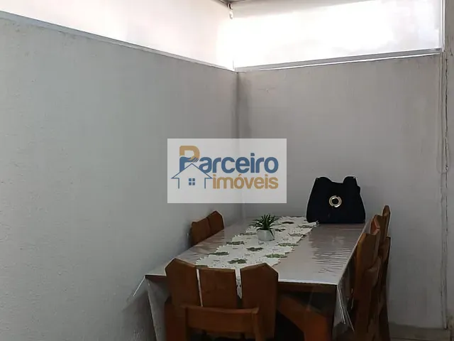 Apartamento 2 quartos e 1 banheiro, para alugar, no bairro Jardim Colonial em São Paulo