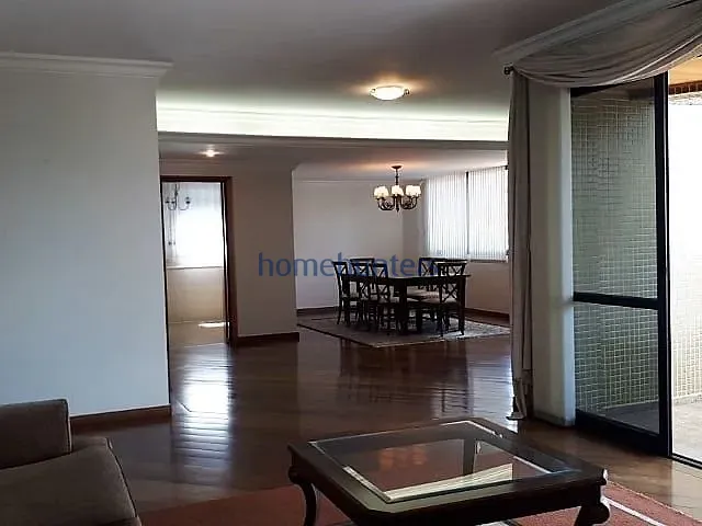 Apartamento com 245m² 4 quartos e 6 banheiros, à venda, no bairro Cambuí em Campinas