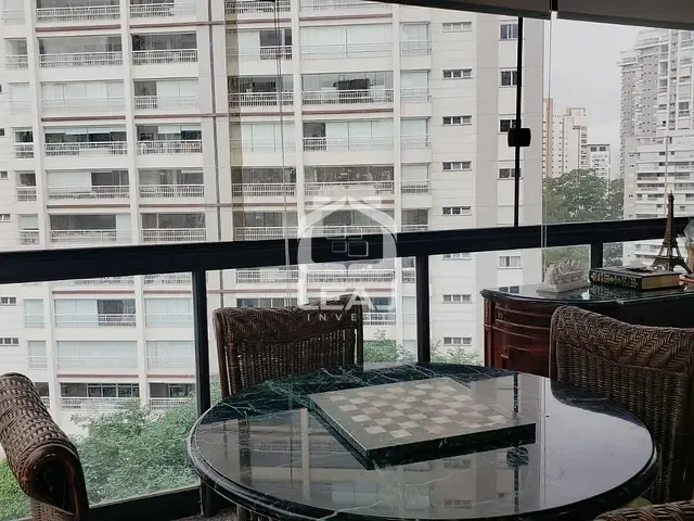 Apartamento com 378m² 4 quartos e 4 banheiros, à venda, no bairro Vila Andrade em São Paulo