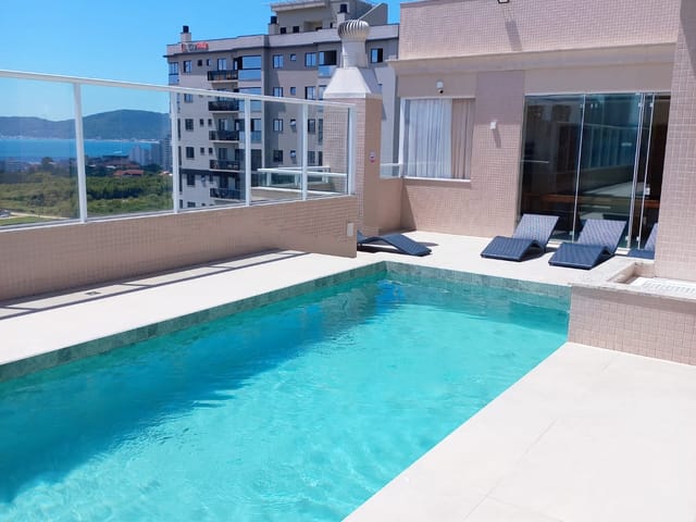 Apartamento com 115m² 3 quartos e 2 banheiros, à venda, no bairro Balneário Pereque em Porto Belo