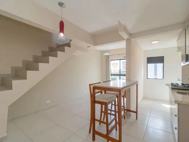 Apartamento 2 quartos e 1 banheiro, para alugar, no bairro Ecoville em Curitiba