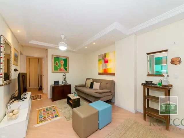 Apartamento 2 quartos e 1 banheiro, para alugar, no bairro Bacacheri em Curitiba