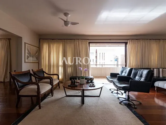 Apartamento com 388m² 4 quartos e 5 banheiros, à venda, no bairro Centro em Londrina
