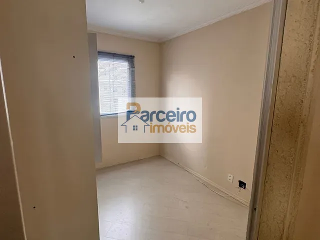 Apartamento 2 quartos e 1 banheiro, para alugar, no bairro Quinta da Paineira em São Paulo