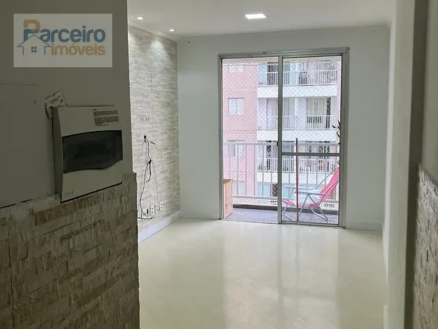 Apartamento 2 quartos e 1 banheiro, à venda, no bairro Brás em São Paulo