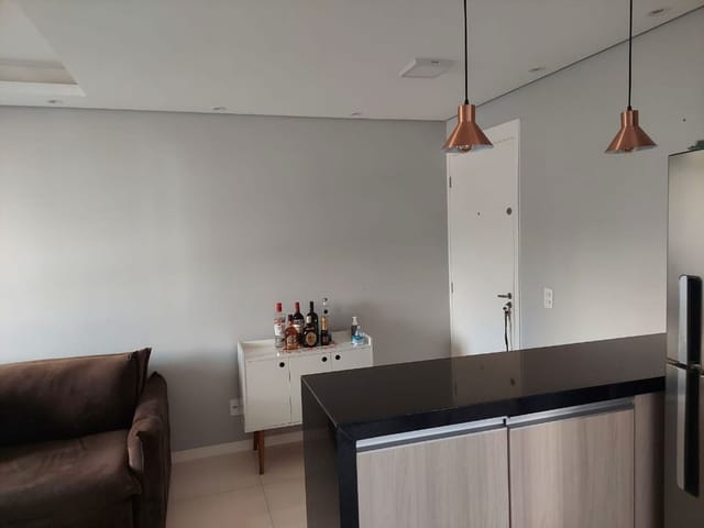 Apartamento com 48m² 2 quartos e 1 banheiro, à venda, no bairro Roselândia em Cotia