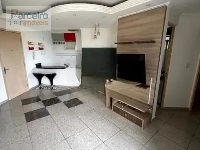 Apartamento 2 quartos e 1 banheiro, à venda, no bairro Fazenda Aricanduva em São Paulo